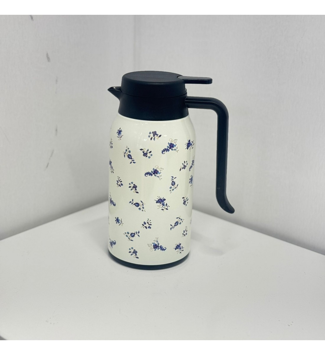 ترمس أنيق وجذاب اتستيل  1100مل 