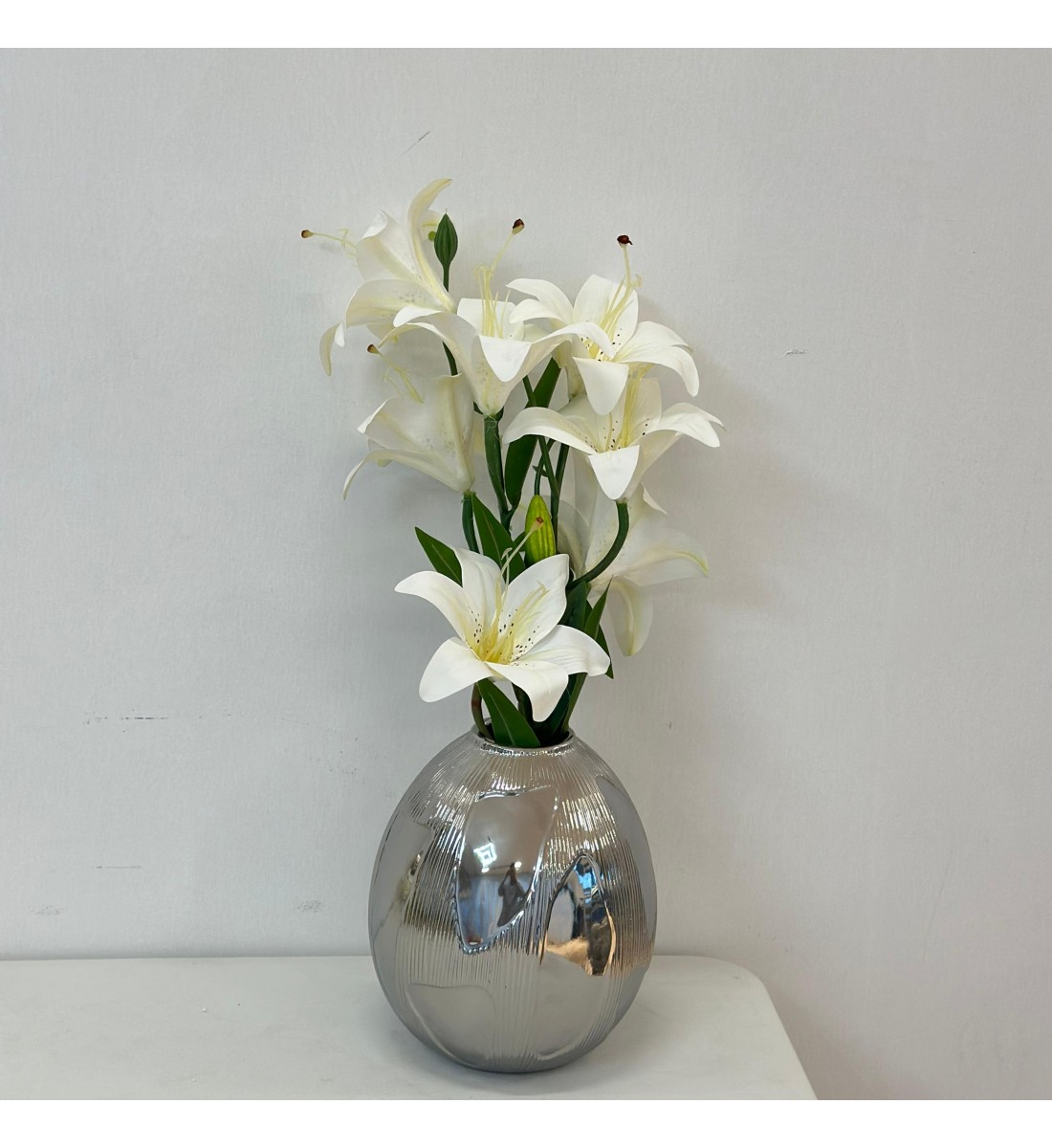 فازه  أنيقة لفازة سيراميك\ بتصميم انسيابي عصري22×6×6سم 