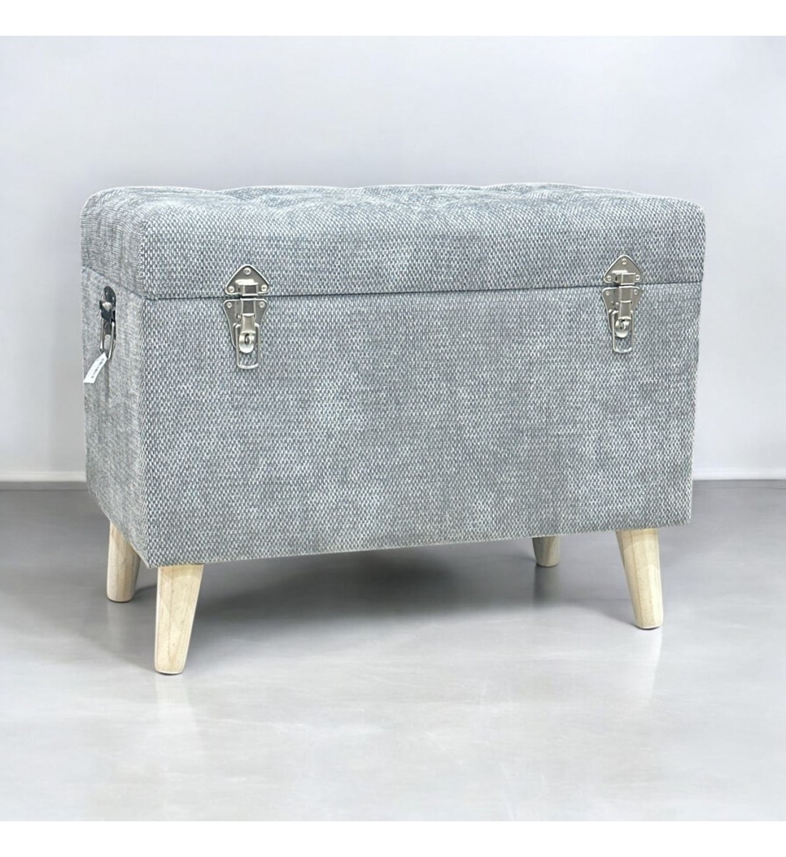 مقعد صندوق سجاد بوكليه رصاصي 71×41×55سم مقعد صندوق سجاد بوكليه رصاصي 71×41×55سم