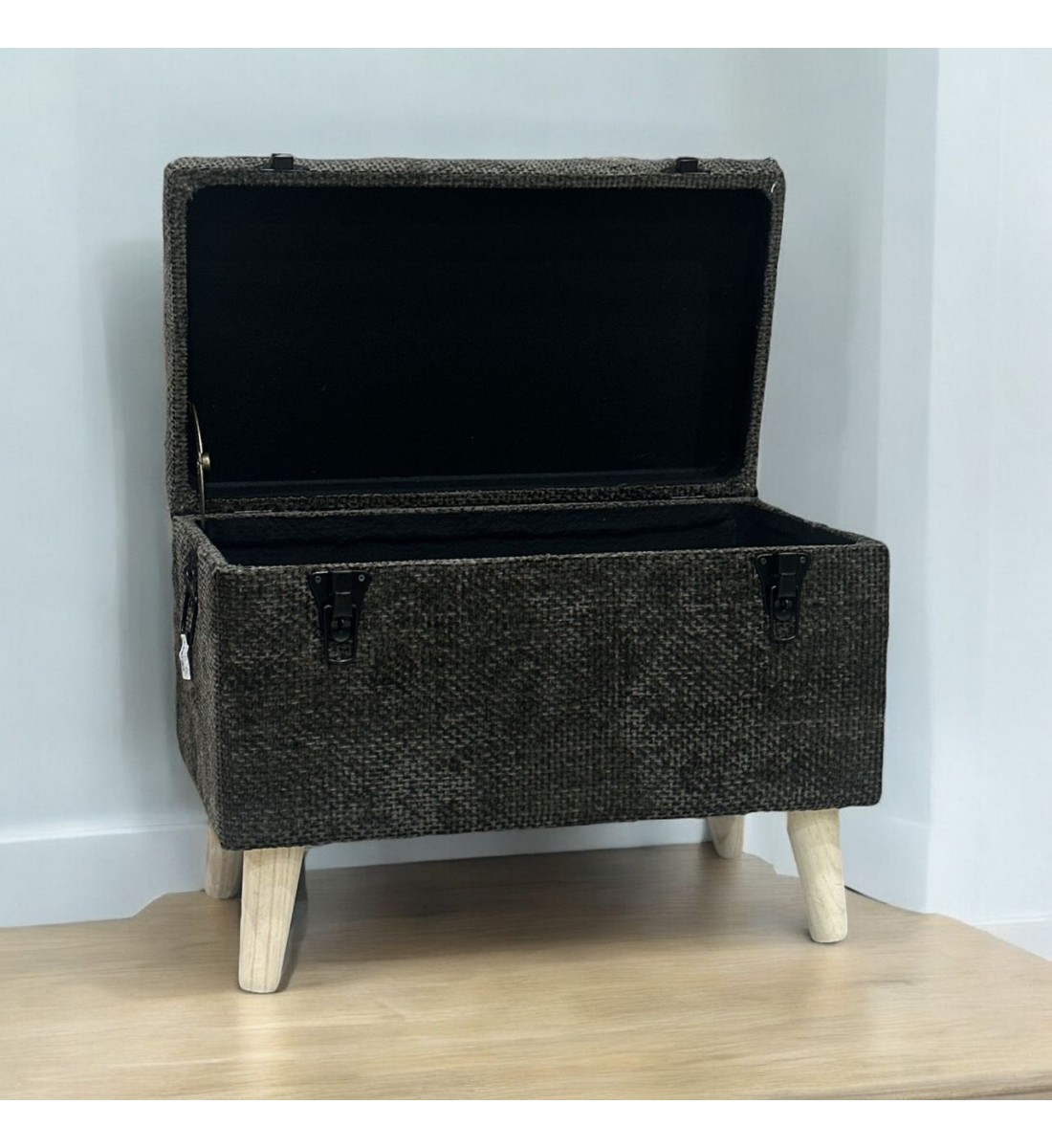 مقعد صندوق سجاد بوكليه رمادي غامق 64×36×48سم مقعد صندوق سجاد بوكليه رمادي غامق 64×36×48سم