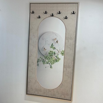 لوحة  قماش جدارية مدمجة مع علاق ملابس | مقاس 100× 190 سم