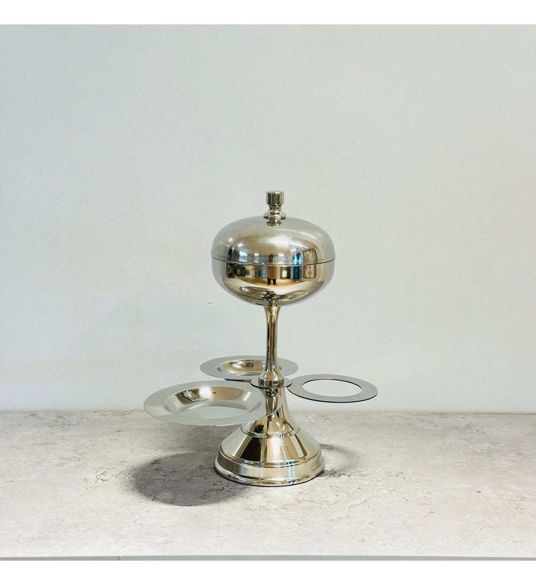 صحن تقديم معدني فاخر بتصميم فاخر