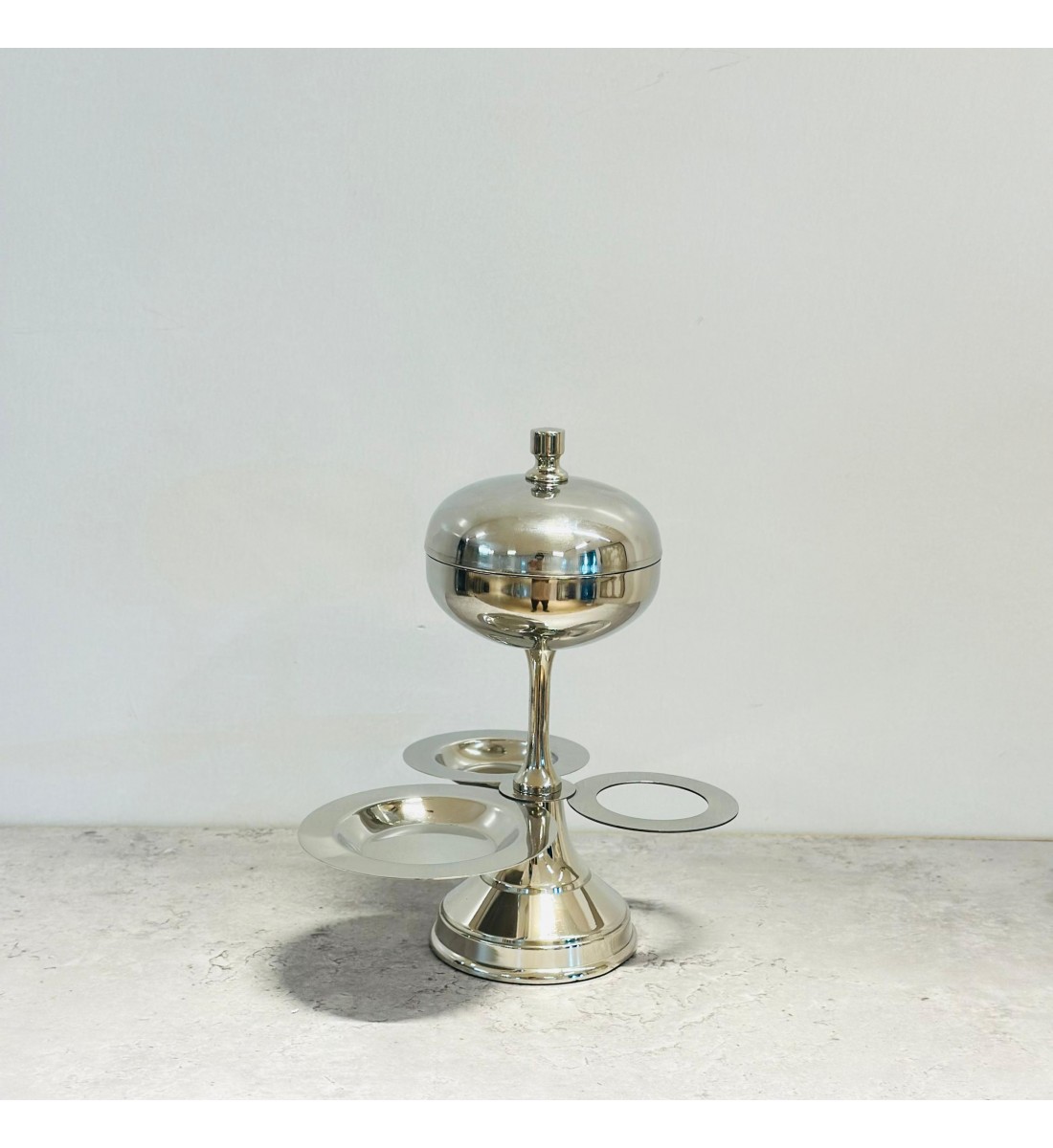 صحن تقديم معدني فاخر بتصميم فاخر