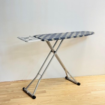 طاولة كي مختلفة الاوان 