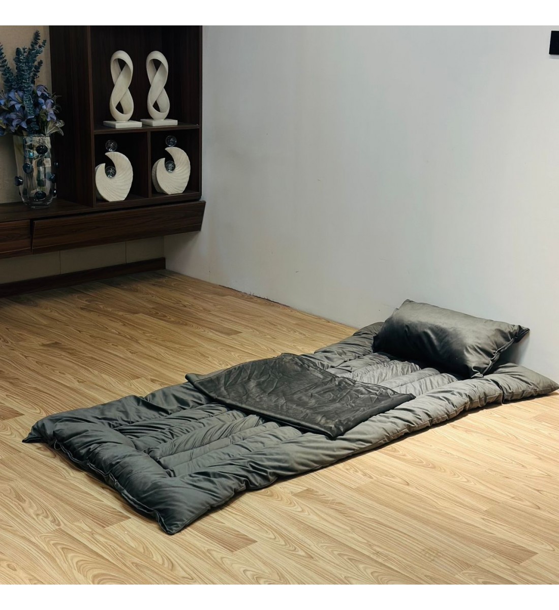  طقم بيكج ضيافة 3قطع  لون رمادي 