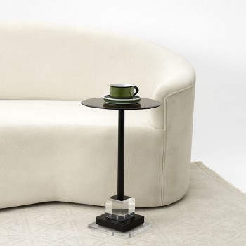  طاولة جانبية فاخرة بتصميم عصري أنيق 33×33×57سم 