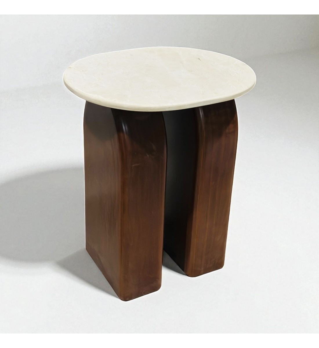  طاولة فاخرة بتصميم عصري أنيق رخام تركي طبيعي 60×50×70سم  (منتج تفصيل )