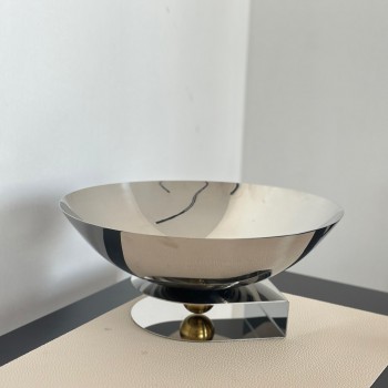 صحن تقديم معدني فاخر بتصميم فاخر 30×30×13سم 