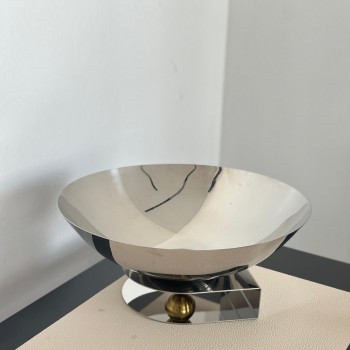 صحن تقديم معدني فاخر بتصميم فاخر 30×30×13سم 