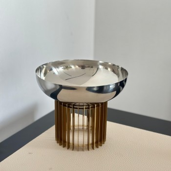 صحن تقديم معدني فاخر بتصميم فاخر 18×18×15سم 