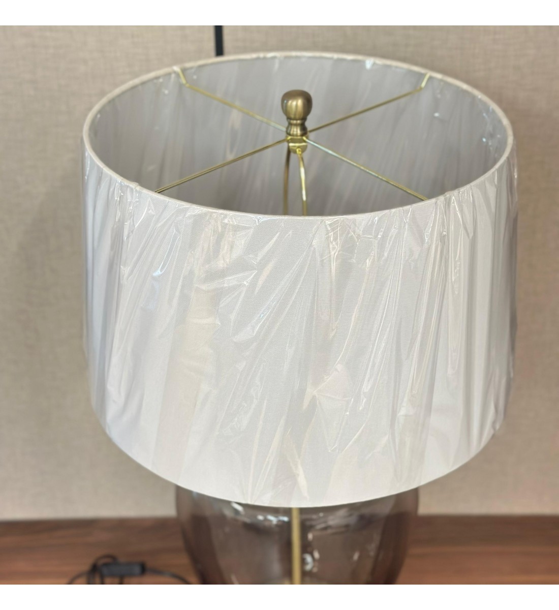 ابجورة طاولة أنيق بتصميم عصري راقٍ 68×38×38سم ابجورة طاولة أنيق بتصميم عصري راقٍ 68×38×38سم