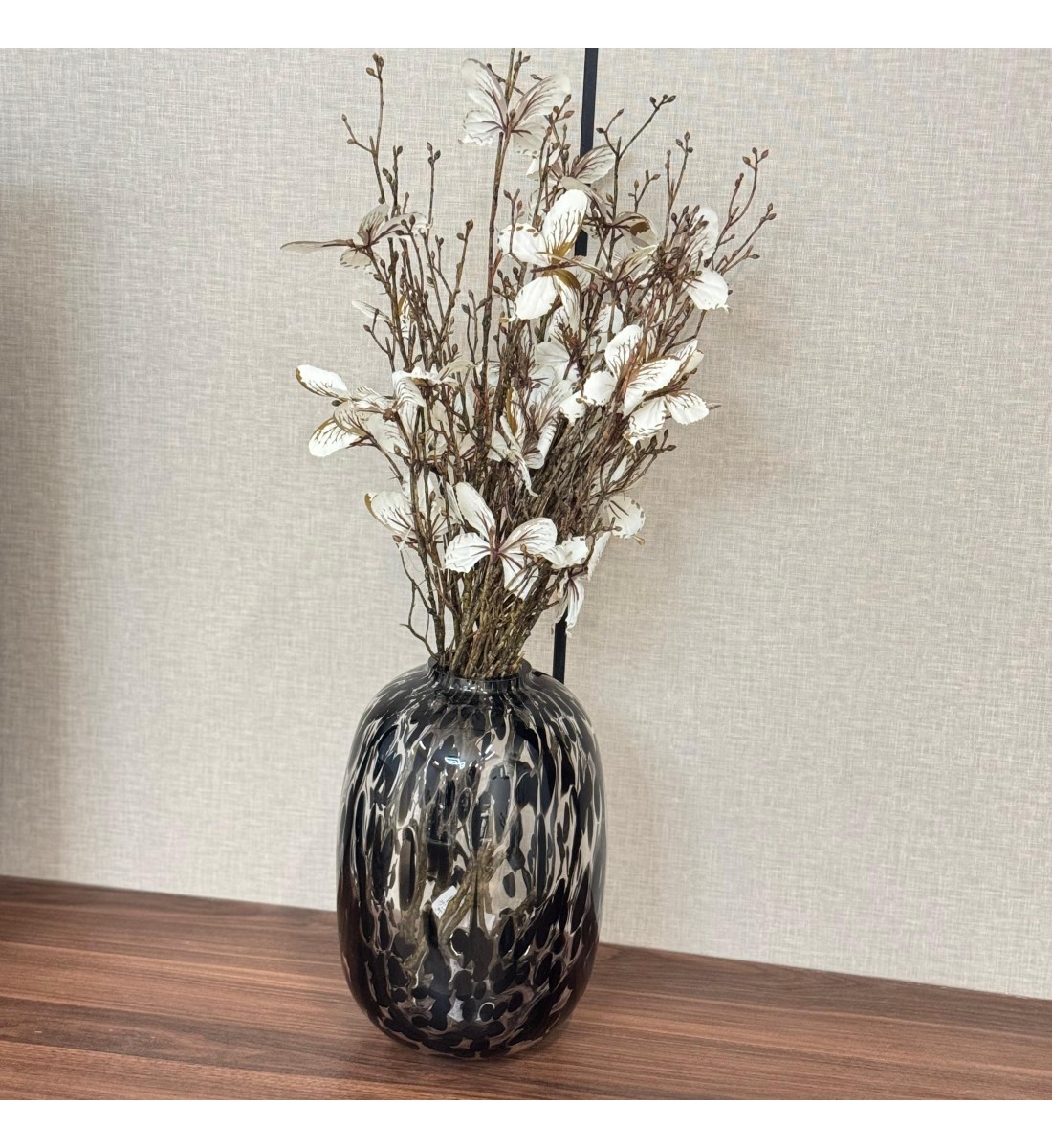 فازة زجاج تايجر نيقة وجذاب 32×6×6سم فازة زجاج تايجر نيقة وجذاب 32×6×6سم