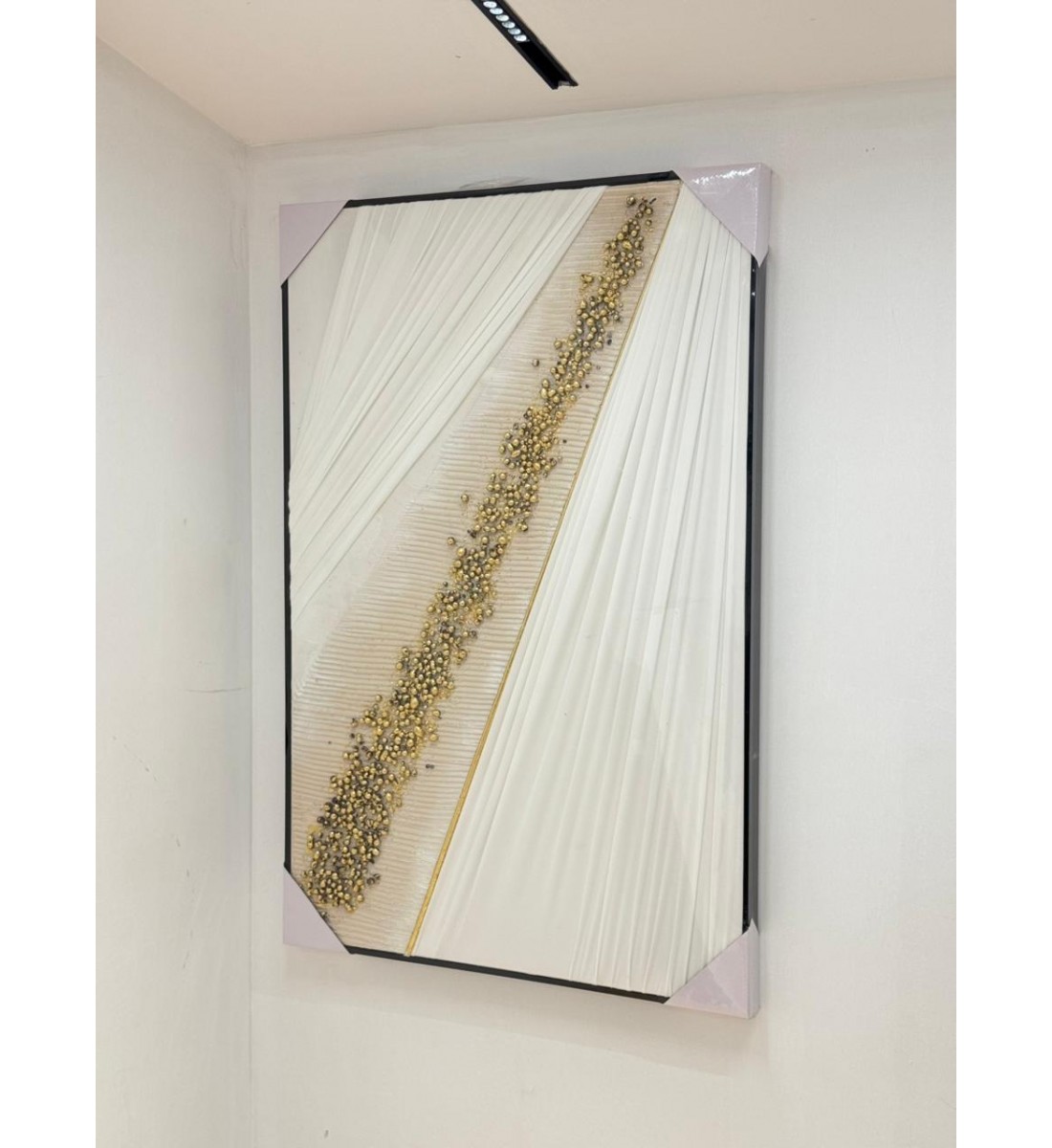 لوحه زينة حائط ديكور جبسية اطار اسود 120×80سم 