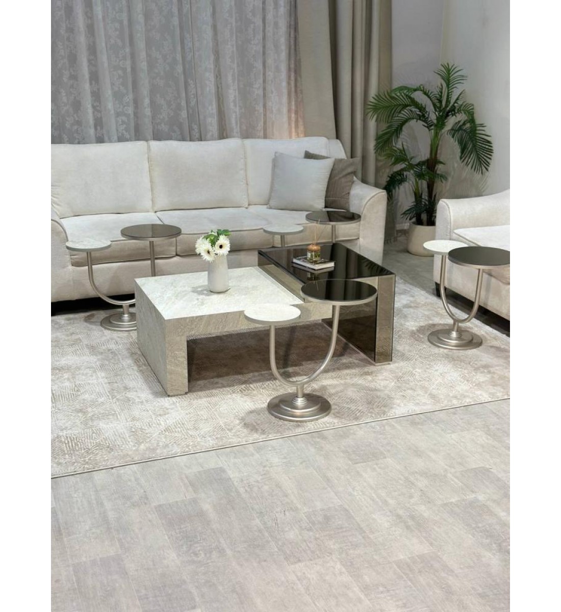 طقم طاولات 5قطع سطح بديل الرخام وسطح زجاج دورين (منتج تفصيل ) طقم طاولات 5قطع سطح بديل الرخام وسطح زجاج دورين (منتج تفصيل )