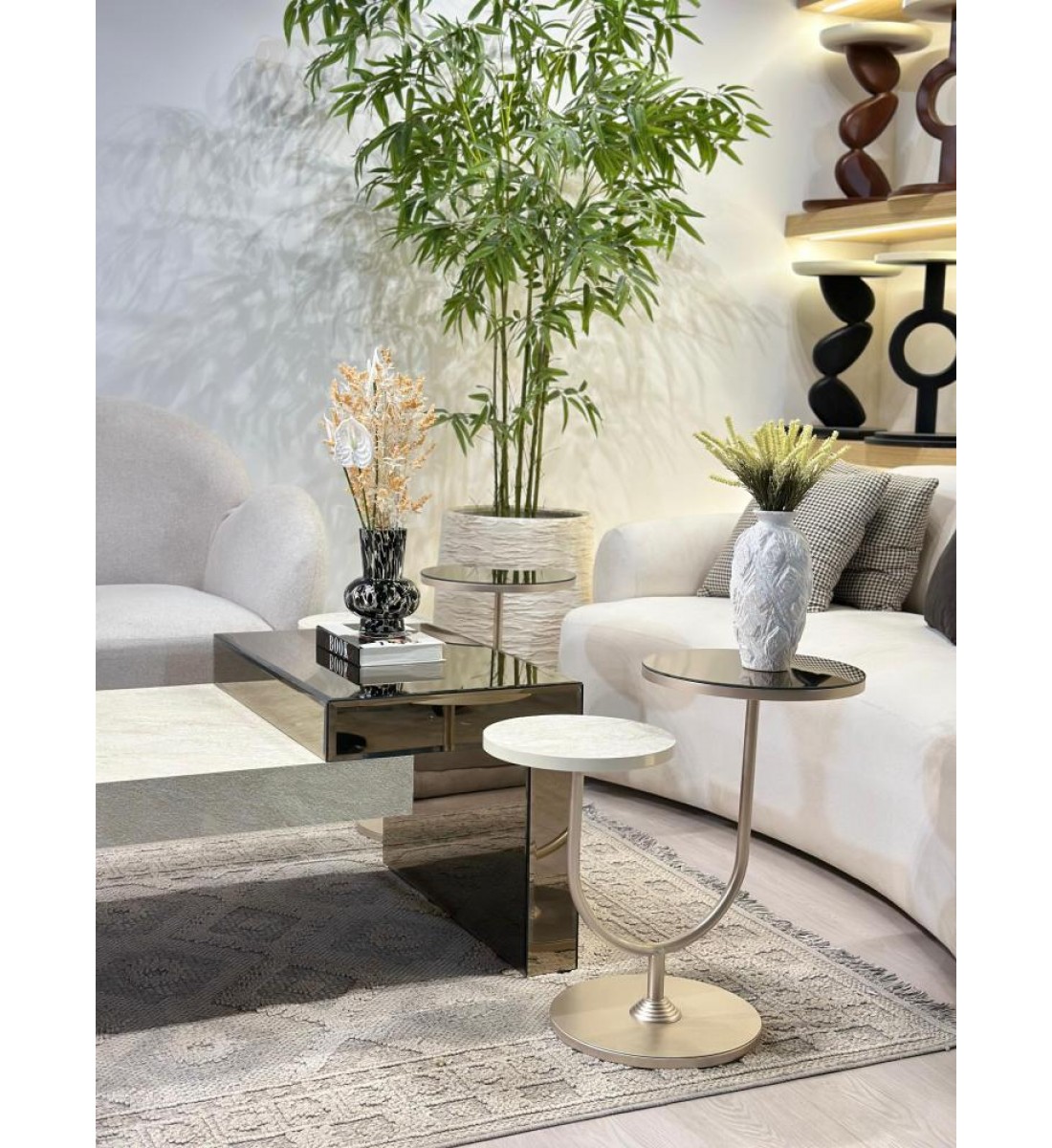 طقم طاولات 5قطع سطح بديل الرخام وسطح زجاج دورين (منتج تفصيل ) طقم طاولات 5قطع سطح بديل الرخام وسطح زجاج دورين (منتج تفصيل )