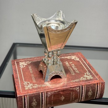 مبخره معدنية بتصميم فاخر يجمع بين اللمسات التراثيه والاناقة 21×10×10سم