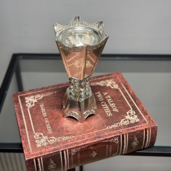 مبخره معدنية بتصميم فاخر يجمع بين اللمسات التراثيه والاناقة 22×10×10سم