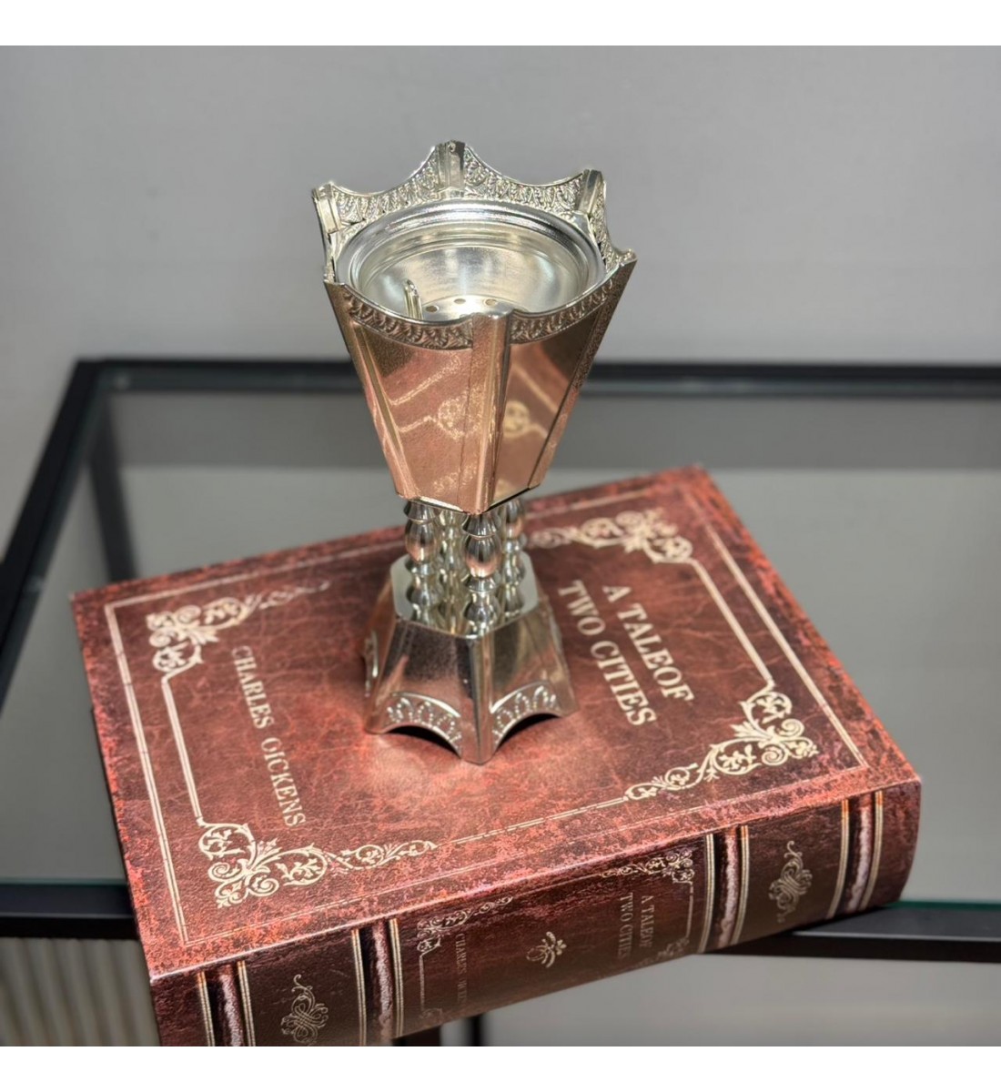 مبخره معدنية بتصميم فاخر يجمع بين اللمسات التراثيه والاناقة 22×10×10سم