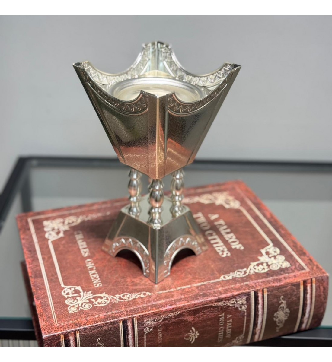 مبخره معدنية بتصميم فاخر يجمع بين اللمسات التراثيه والاناقة 21×10×10سم