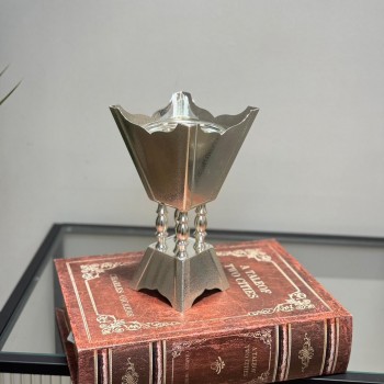 مبخره معدنية بتصميم فاخر يجمع بين اللمسات التراثيه والاناقة 21×10×10سم