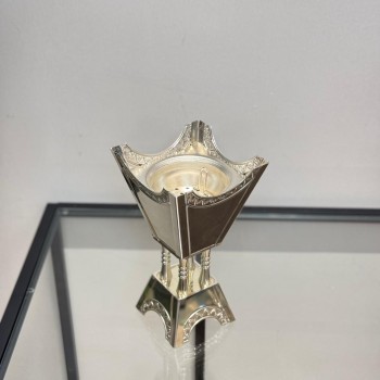 مبخره معدنية بتصميم فاخر يجمع بين اللمسات التراثيه والاناقة 21×10×10سم