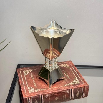 مبخره معدنية بتصميم فاخر يجمع بين اللمسات التراثيه والاناقة26×13×13سم 