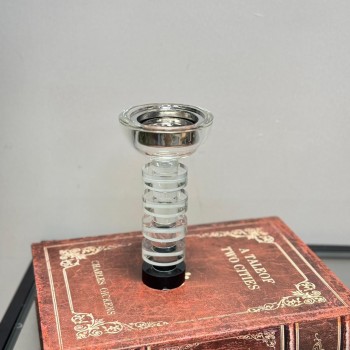 مبخرة بتصميم عصري وأنيق، مصنوع من خامات معدنية+كرستال فاخرة باللون الفضي 18×9×9سم 