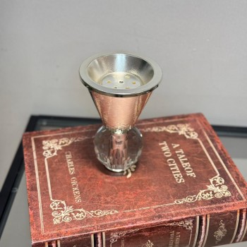 مبخرة تتميز بتصميم فاخر يجمع بين البساطة والرقي 15×10×10سم 