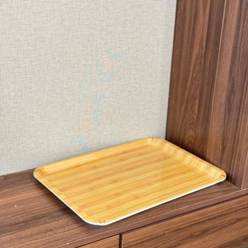 صينية تقديم أنيقة بتصميم عصري راقٍ تجمع بين البساطة والفخامة44×32×2سم