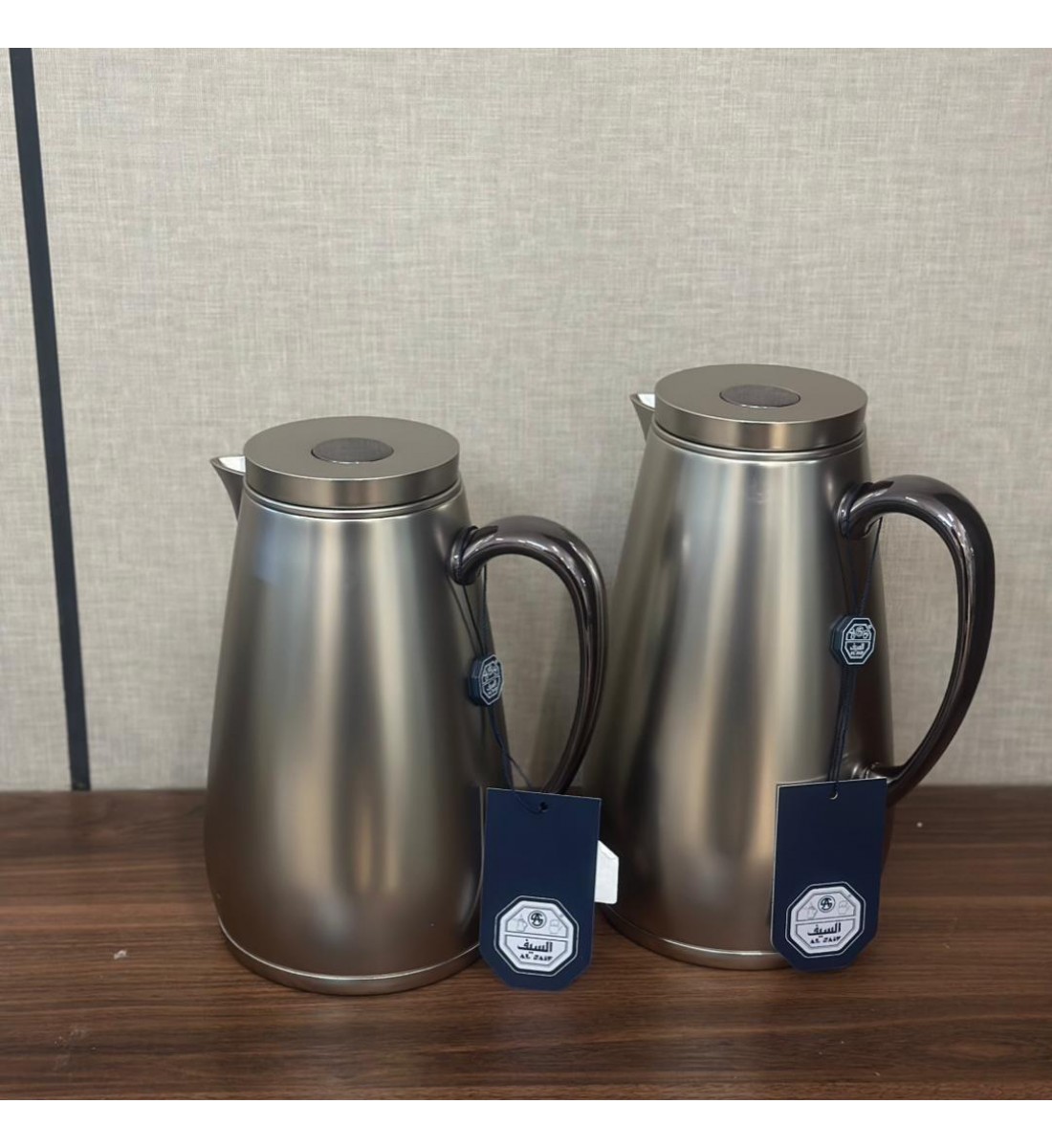 طقم ترمس بتصميم عصري فاخر 2قطع طقم ترمس بتصميم عصري فاخر 2قطع