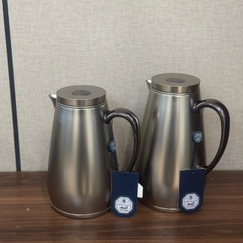 طقم ترمس بتصميم عصري فاخر 2قطع 