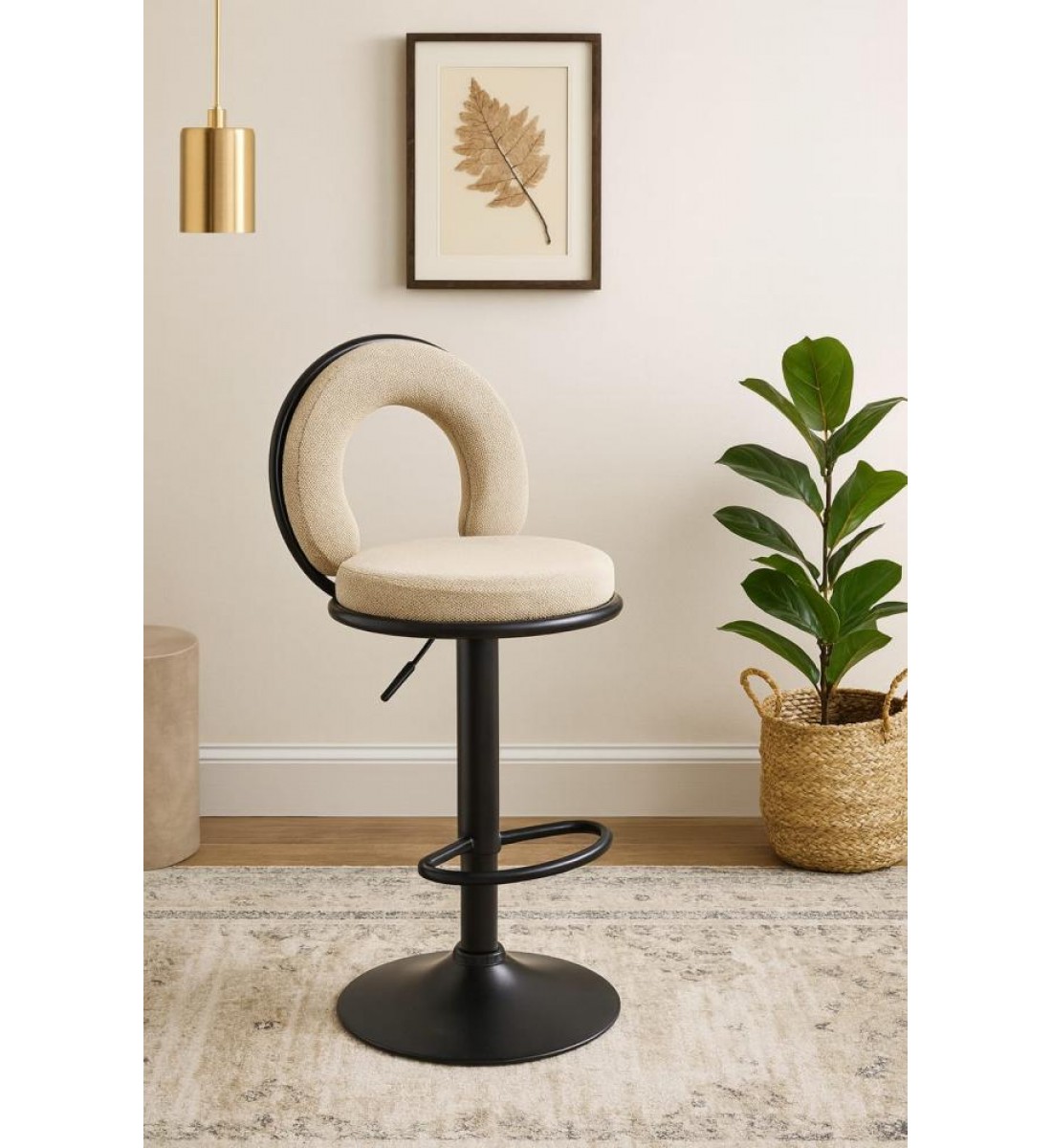 كرسي بار قاعدة حديد  ملبس بأجود انواع الاقمشة من نوع الكتان