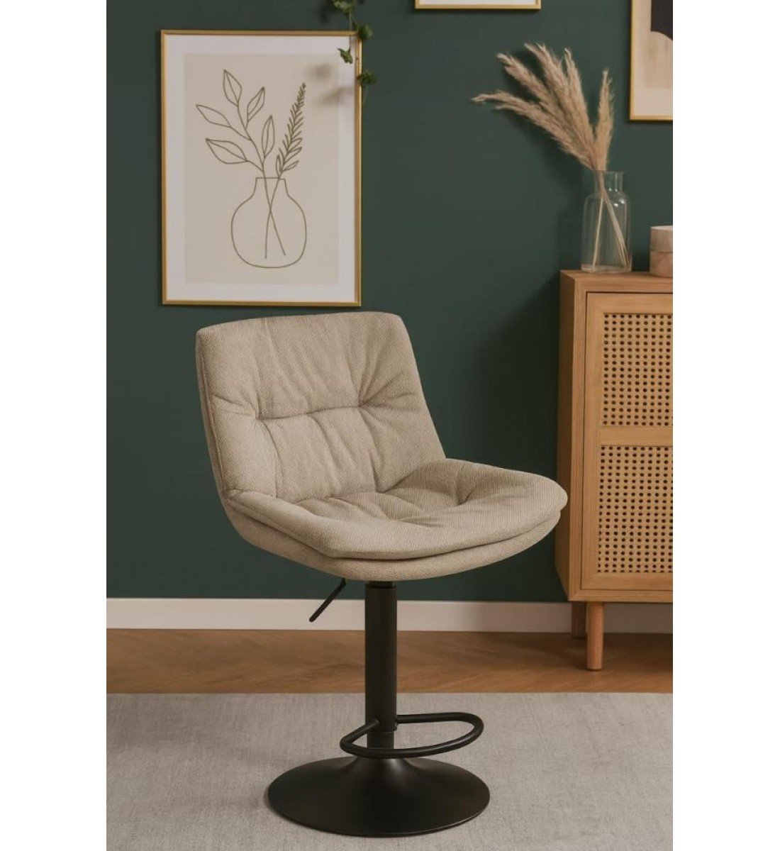 كرسي بار قاعدة حديد  ملبس بأجود انواع الاقمشة من نوع الكتان