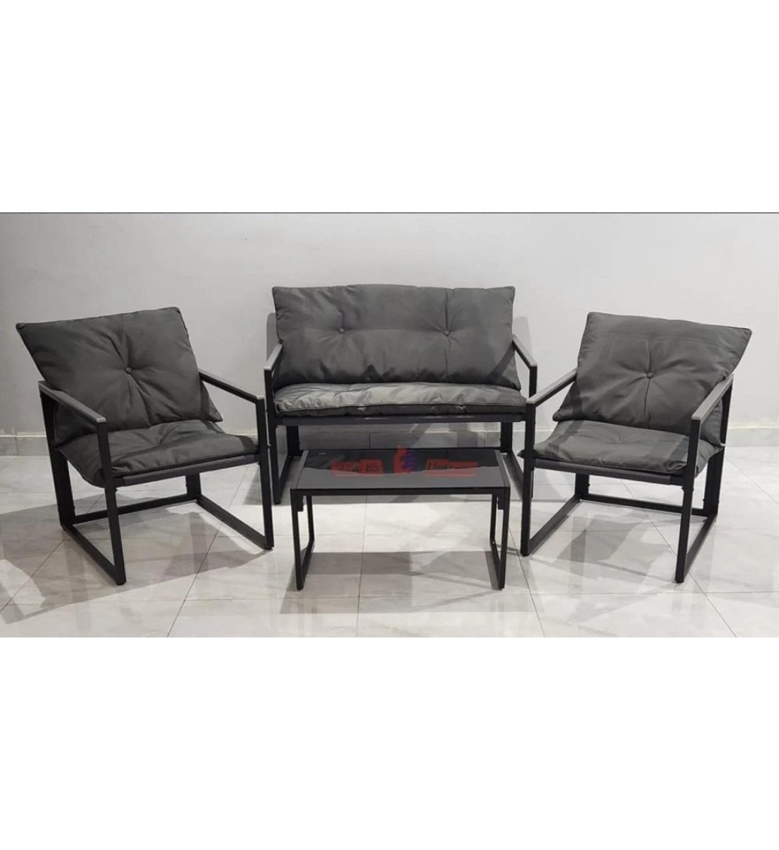 طقم جلسه خارجيه حديد ،4 أشخاص مع طاولة 
