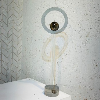 قطعة ديكور فاخرة تجمع بين الطابع الكلاسيكي والتصميم العصري47×8×8سم