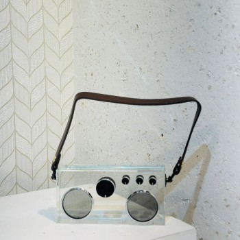 قطعة ديكور فاخرة تجمع بين الطابع الكلاسيكي والتصميم العصري 20×10×5سم