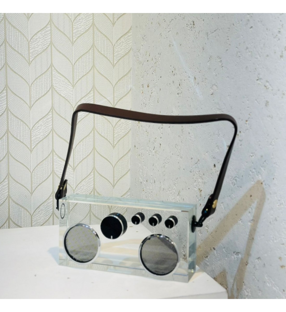 قطعة ديكور فاخرة تجمع بين الطابع الكلاسيكي والتصميم العصري 20×10×5سم