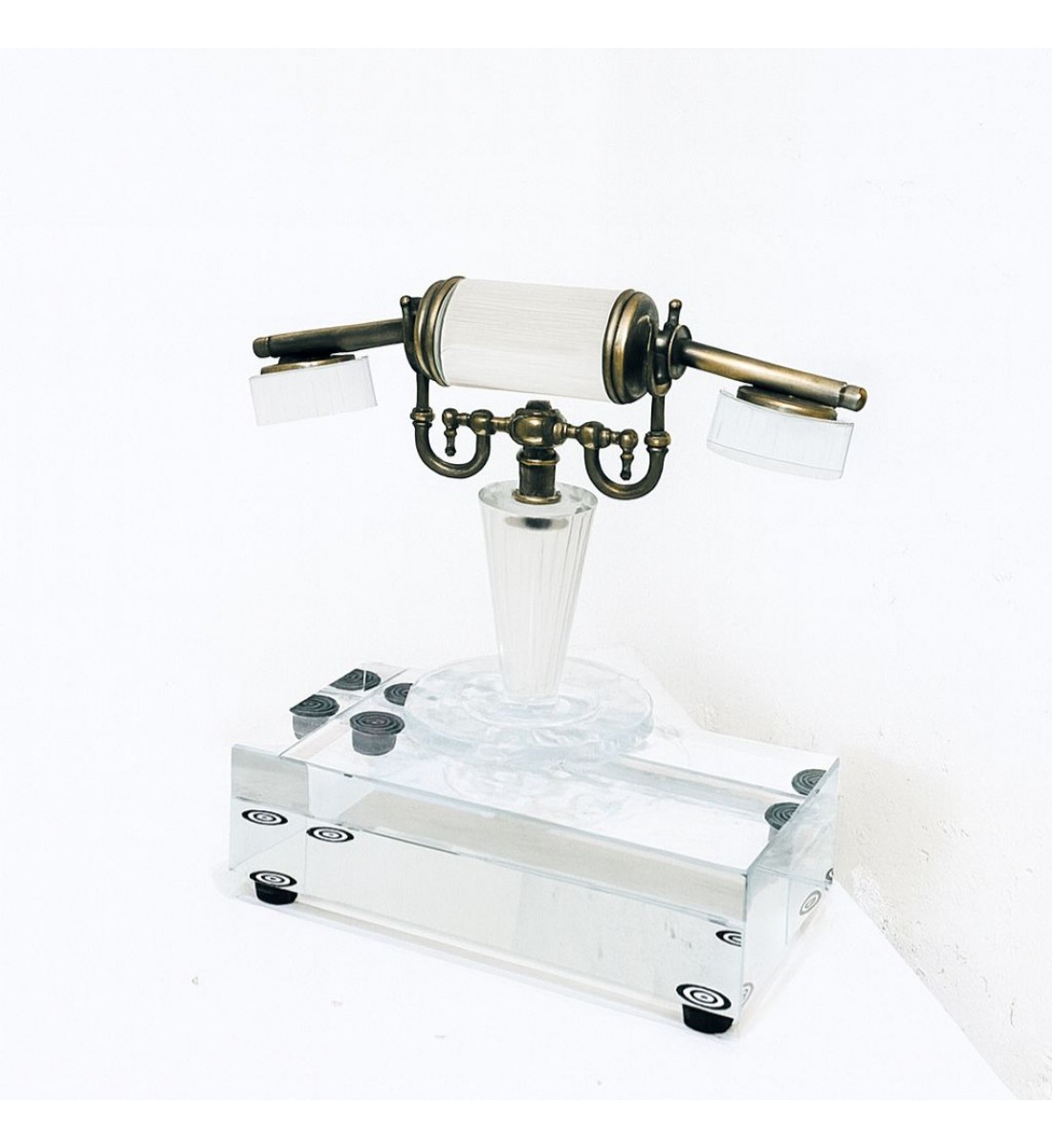 قطعة ديكور فاخرة تجمع بين الطابع الكلاسيكي والتصميم العصري23×20×10سم