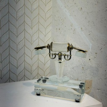 قطعة ديكور فاخرة تجمع بين الطابع الكلاسيكي والتصميم العصري23×20×10سم