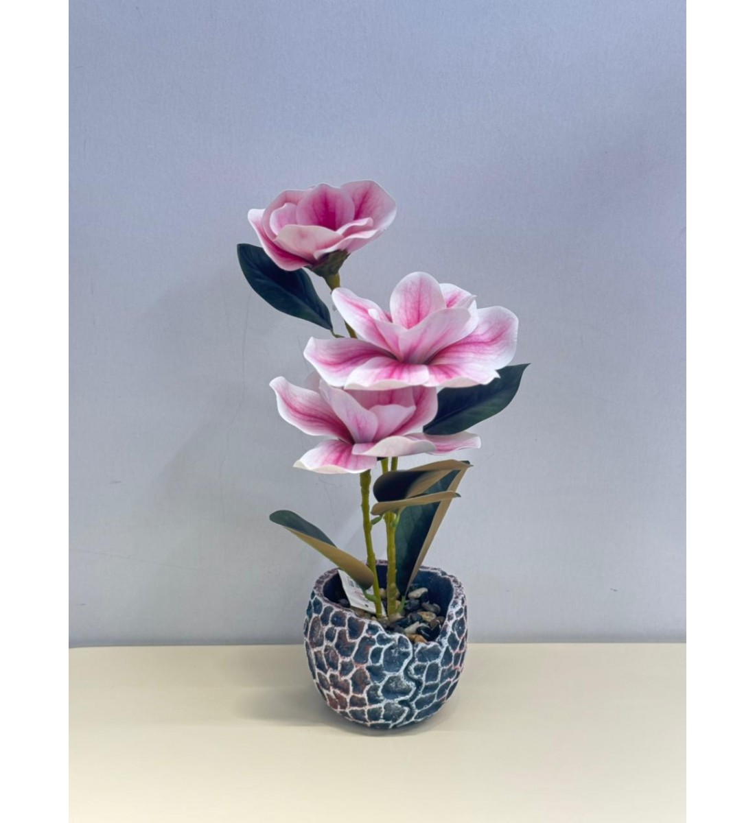 نبتة ورد  صناعي بوعاء 42سم  