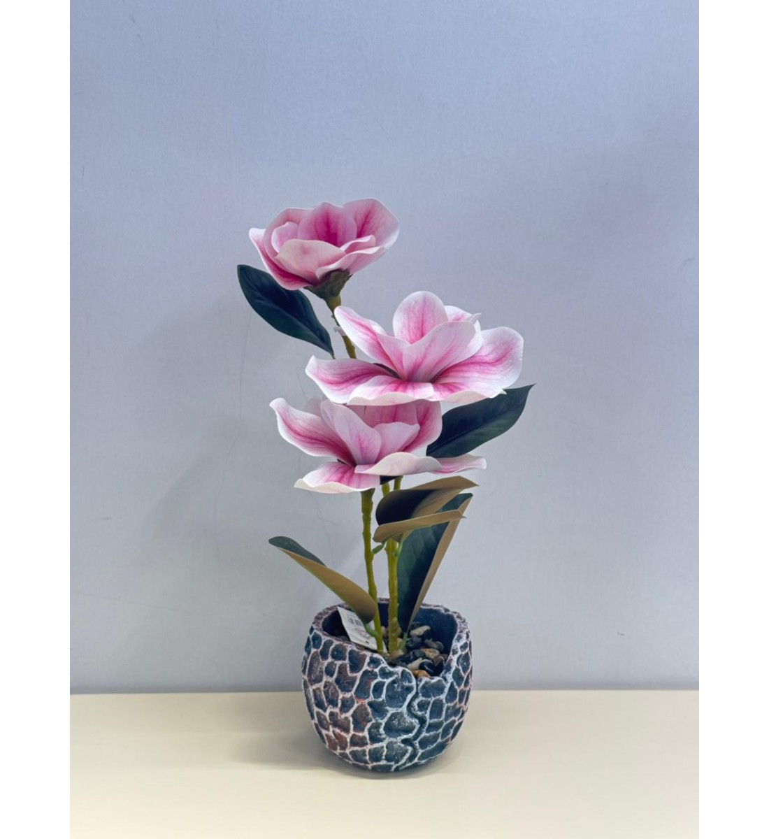 نبتة ورد  صناعي بوعاء 42سم  