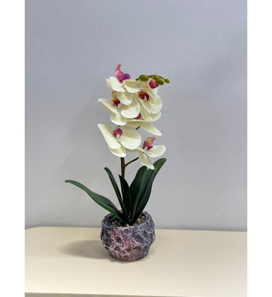 نبتة ورد  صناعي بوعاء42سم 