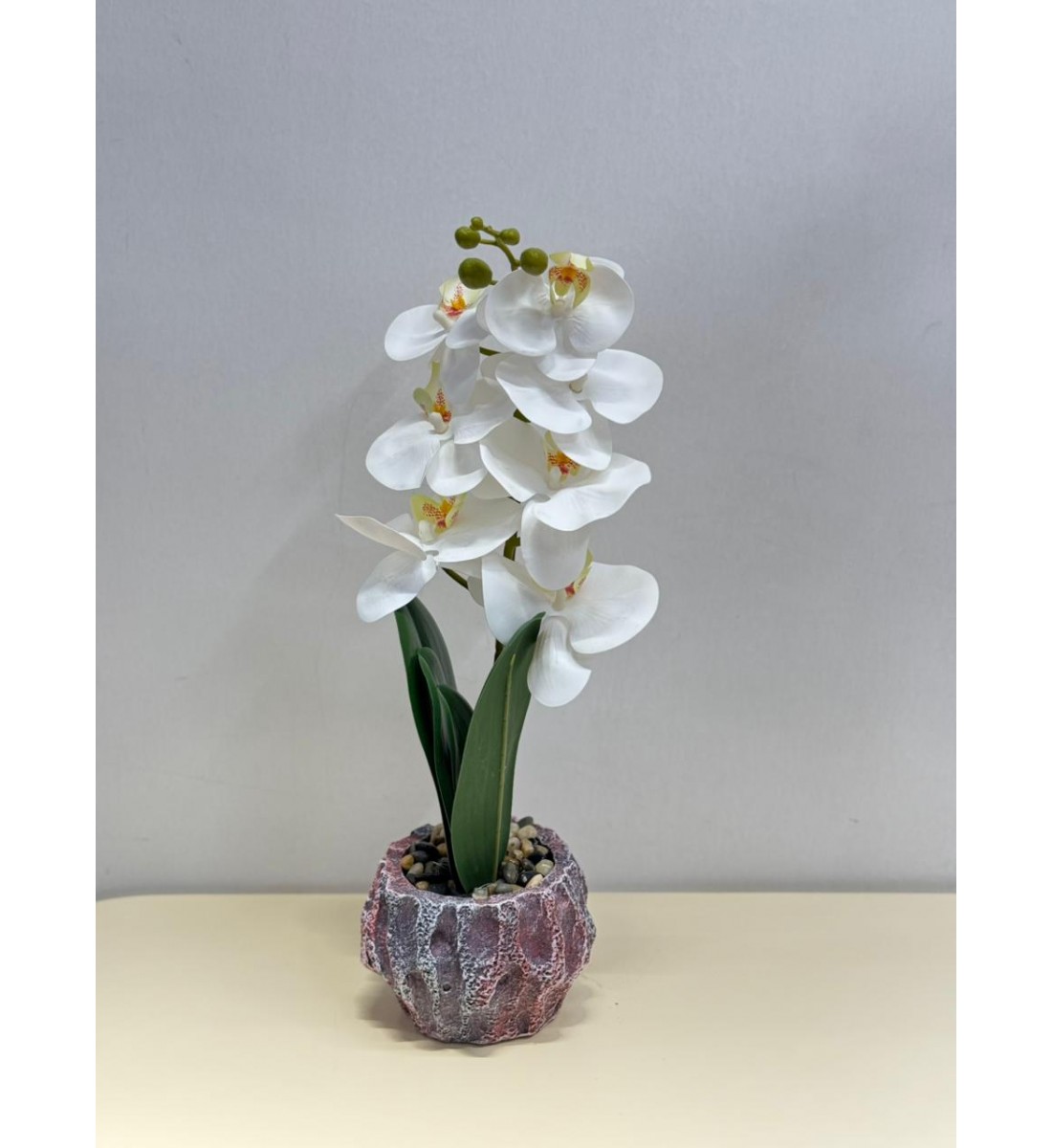 نبتة ورد صناعي بوعاء42سم نبتة ورد صناعي بوعاء42سم