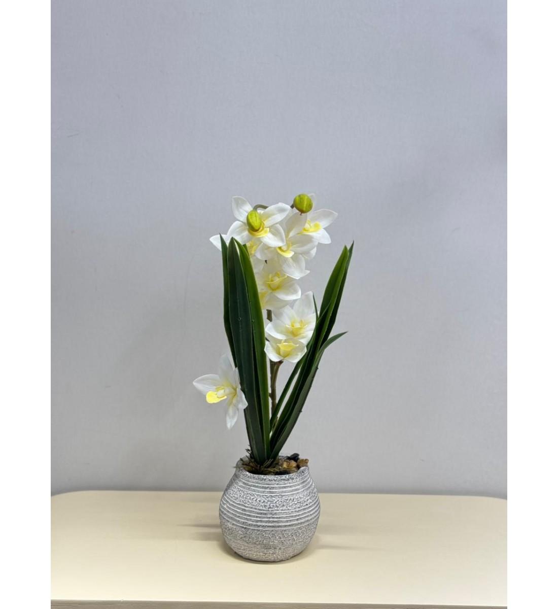 نبتة ورد  صناعي بوعاء42سم 