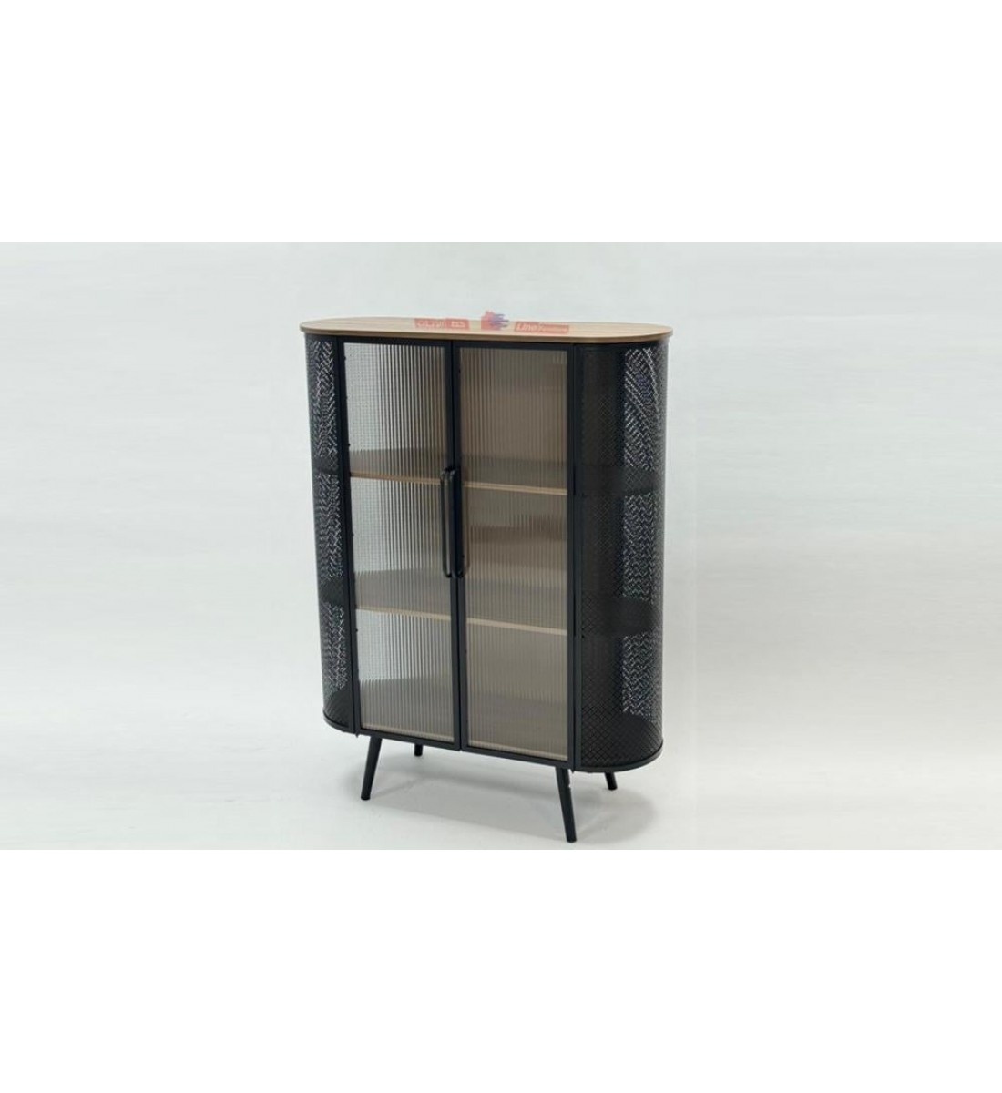  دولاب بوفيه أنيق وعصري  المقاس: 110×40×143 سم