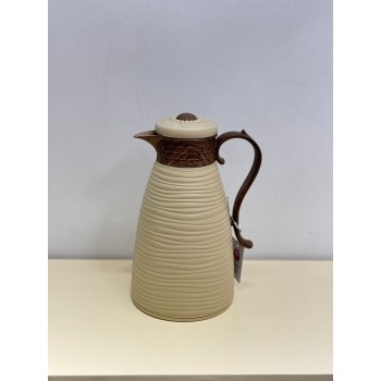 1 liter tea thermos with a distinctive design and a wooden handle