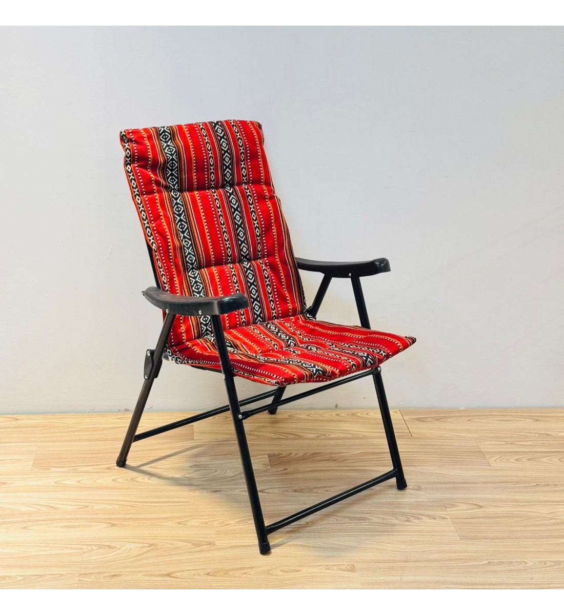 كرسي للرحلات والتخييم قابل للطي (السدو) كرسي للرحلات والتخييم قابل للطي (السدو)