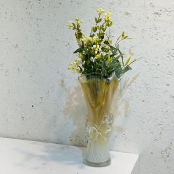 فازة زجاجية أنيقة بتصميم فريد، تجمع بين البساطة والفخامة31×10×10سم