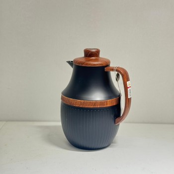 ترمس  شاي أنيق يجمع بين التصميم العصري واللمسات الخشبية الدافئة.1لتر 