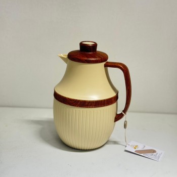 ترمس  شاي أنيق يجمع بين التصميم العصري واللمسات الخشبية الدافئة.1لتر 